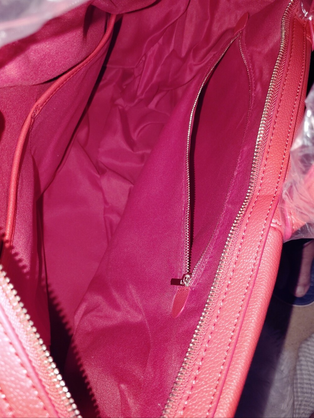 Delta Sigma Theta Weekender Faux Leather Duffel Bag - Picture 9 of 13